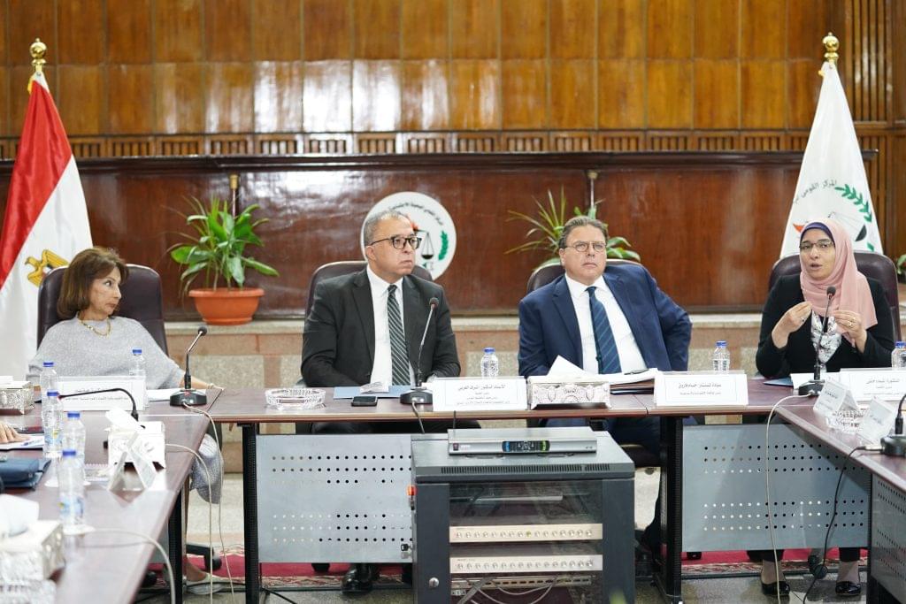 رئيس معهد التخطيط القومي يشارك في الندوة العلمية حول 